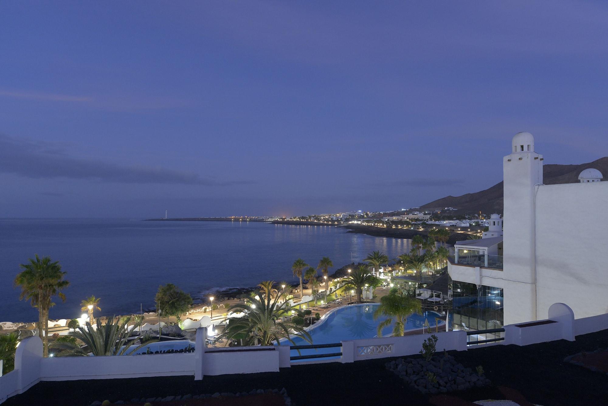 H10 Timanfaya Palace - Adults Only Playa Blanca  Bagian luar foto